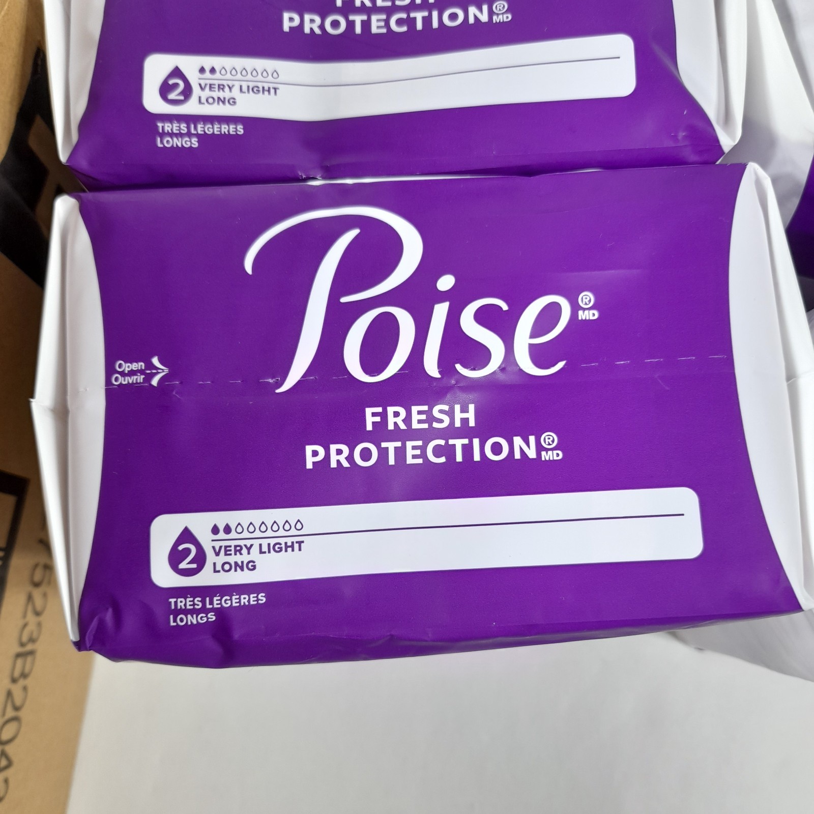 Total of 176 pads~ Poise Daily Liners Long Length Very Light 4x 44 Liners
