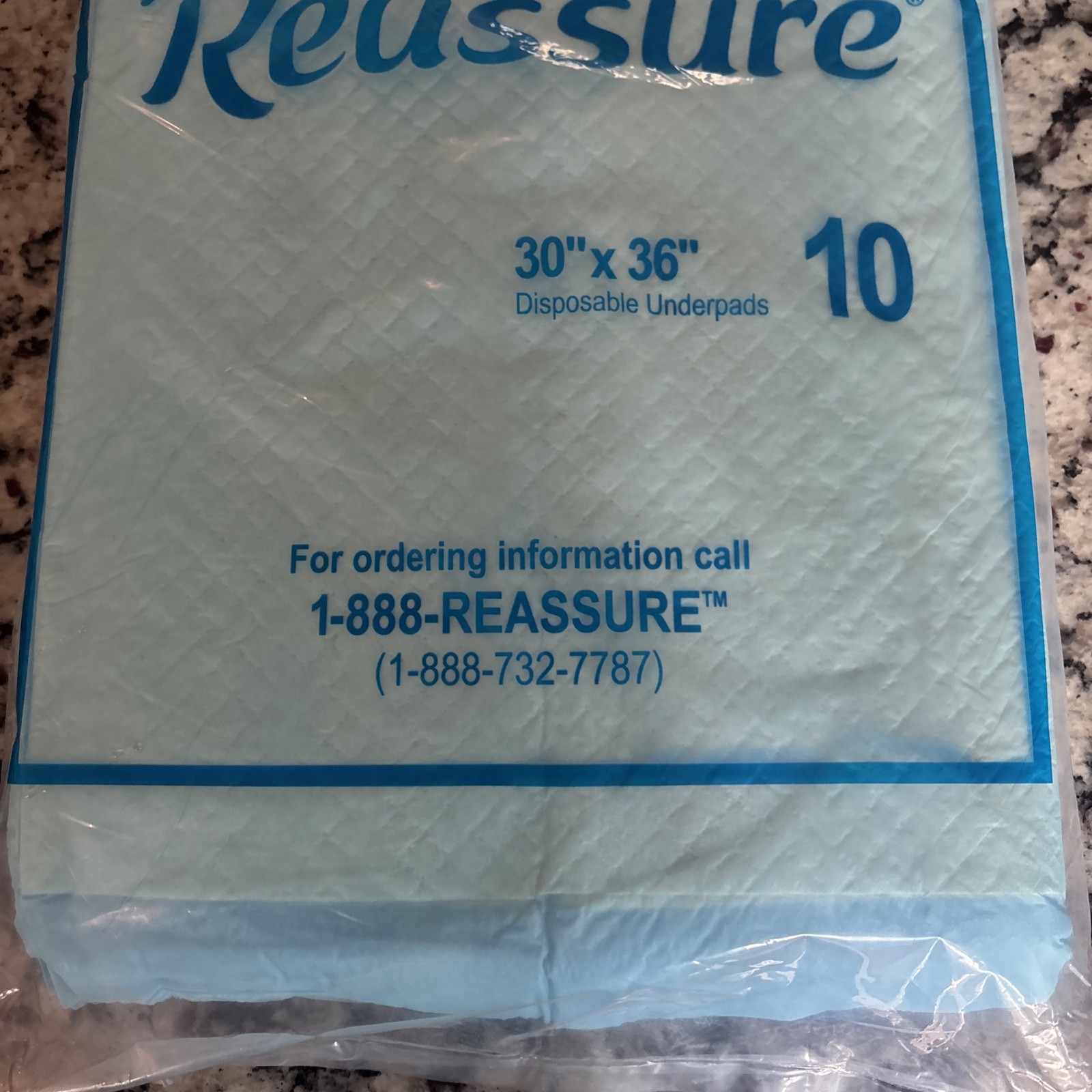120 Reassure Premium Underpads With Tapes 30″ X 36″, 12 Packs of 10 Pads in Each