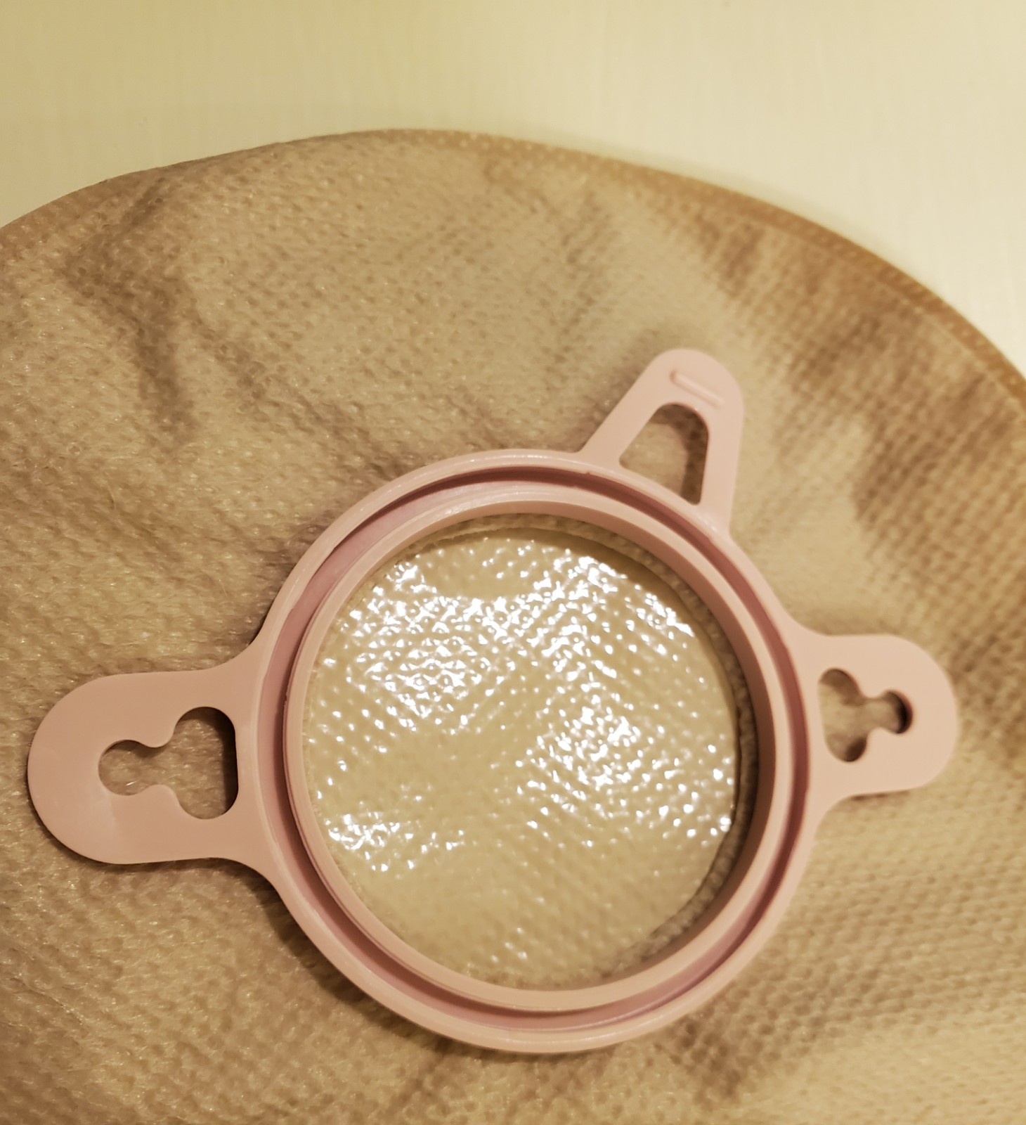Hollister 18322 New Image 2-Piece Closed Pouch 1-3/4” (44mm) Filter Beige Box/30