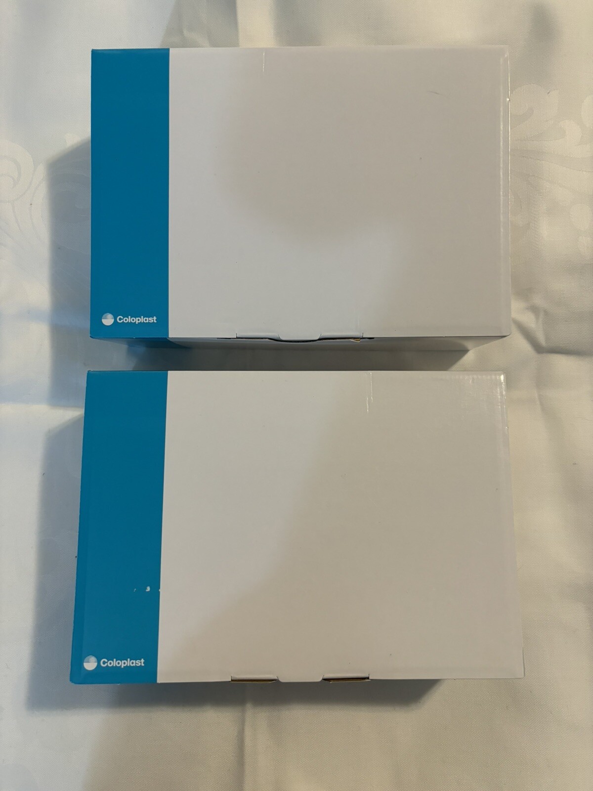 2 Boxes Coloplast 16733 SenSura Mio Light Convex 1 Piece Ostomy Pouch Exp 6/2026