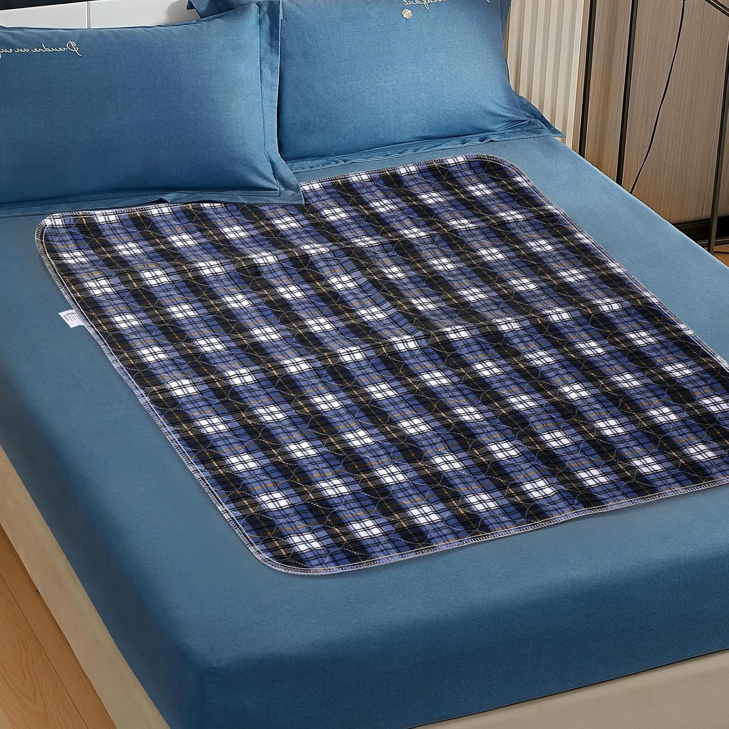 Washable Adult Bed Pads 35×52 Waterproof 2 Pack