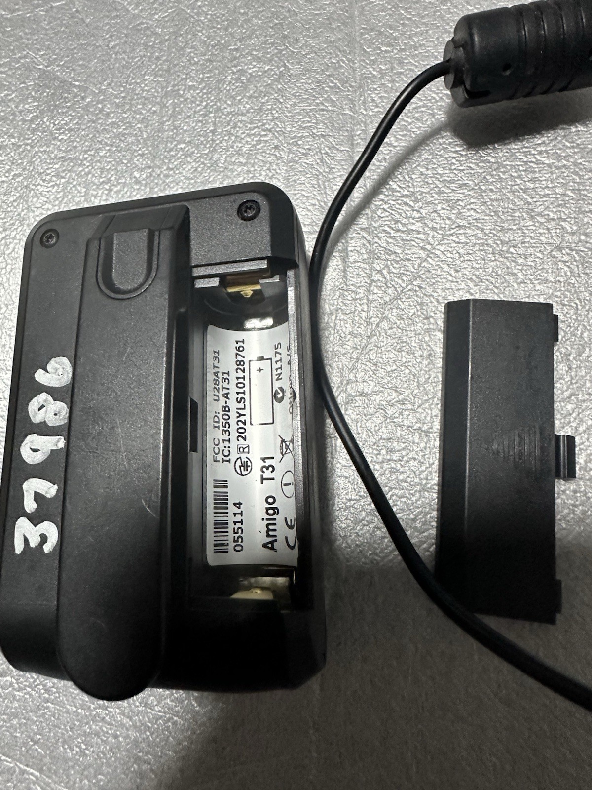 Oticon Amigo T31 055114 Transmitter Used in Good Condition & charger