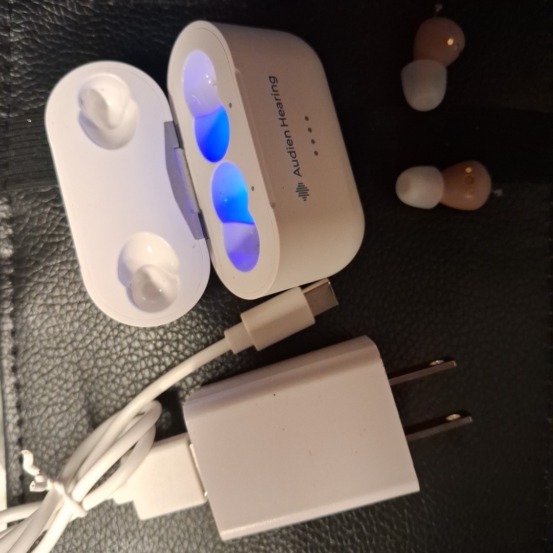 Audien Atom Pro 2 Hearing Aid White/Beige, Rechargeable, OTC with Charging Case