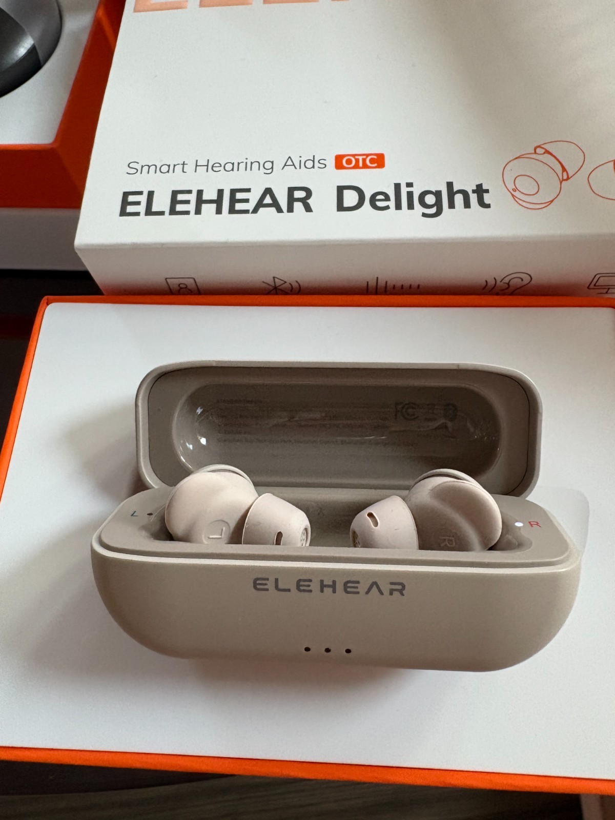 ELEHEAR Delight Smart Hearing aid set*1 gold series preowned