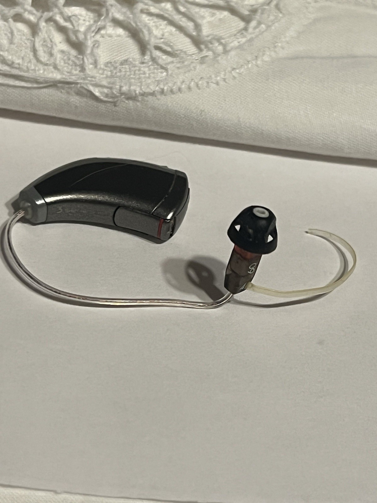 Starkey 3 Series i110 Hearing Aid Right Ear…One!