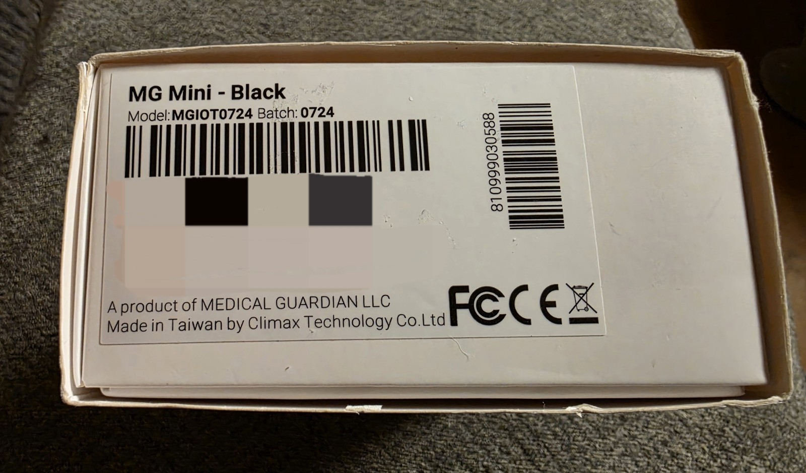 Medical Guardian MG Mini Medical Alert Device – New Version with Accessories!