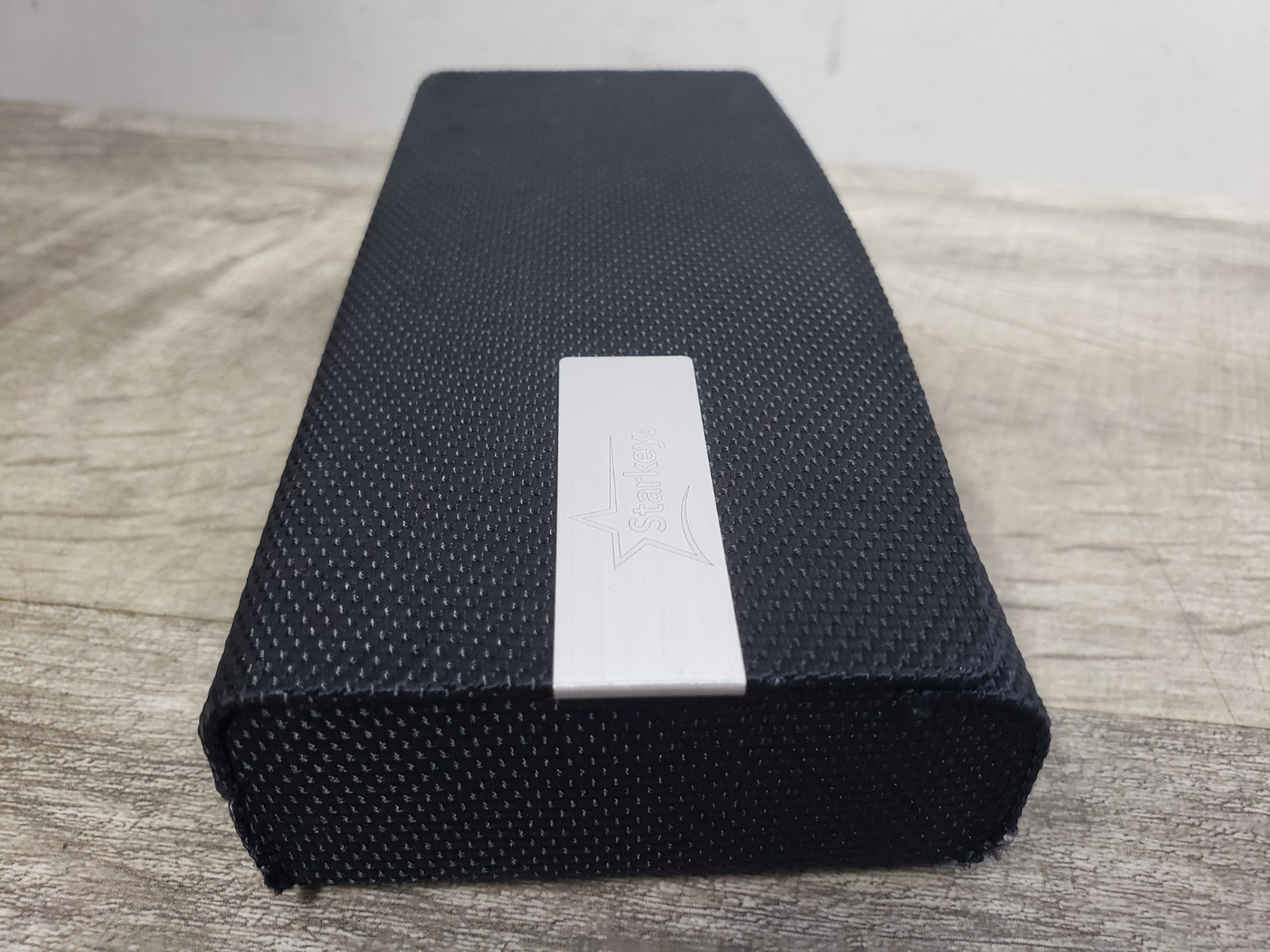 *NICE* Starkey Hearing Aid Hard Case w/ Accessories ONLY 6″ x 3″ x 1.25″
