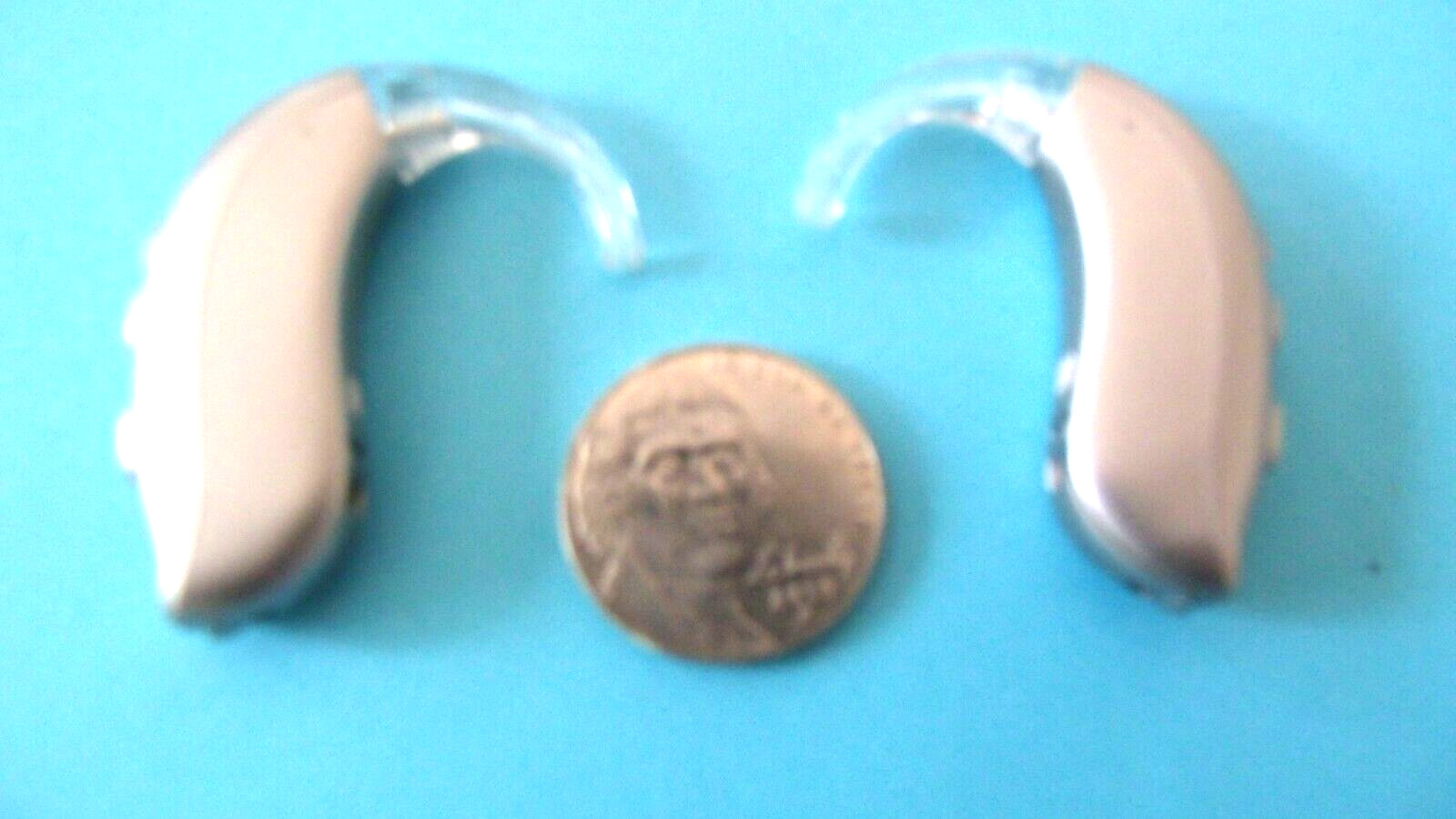 TWO PROGRAMMABLE BEHIND THE EAR DIGITAL HEARING AID PROFOUND hearing loss