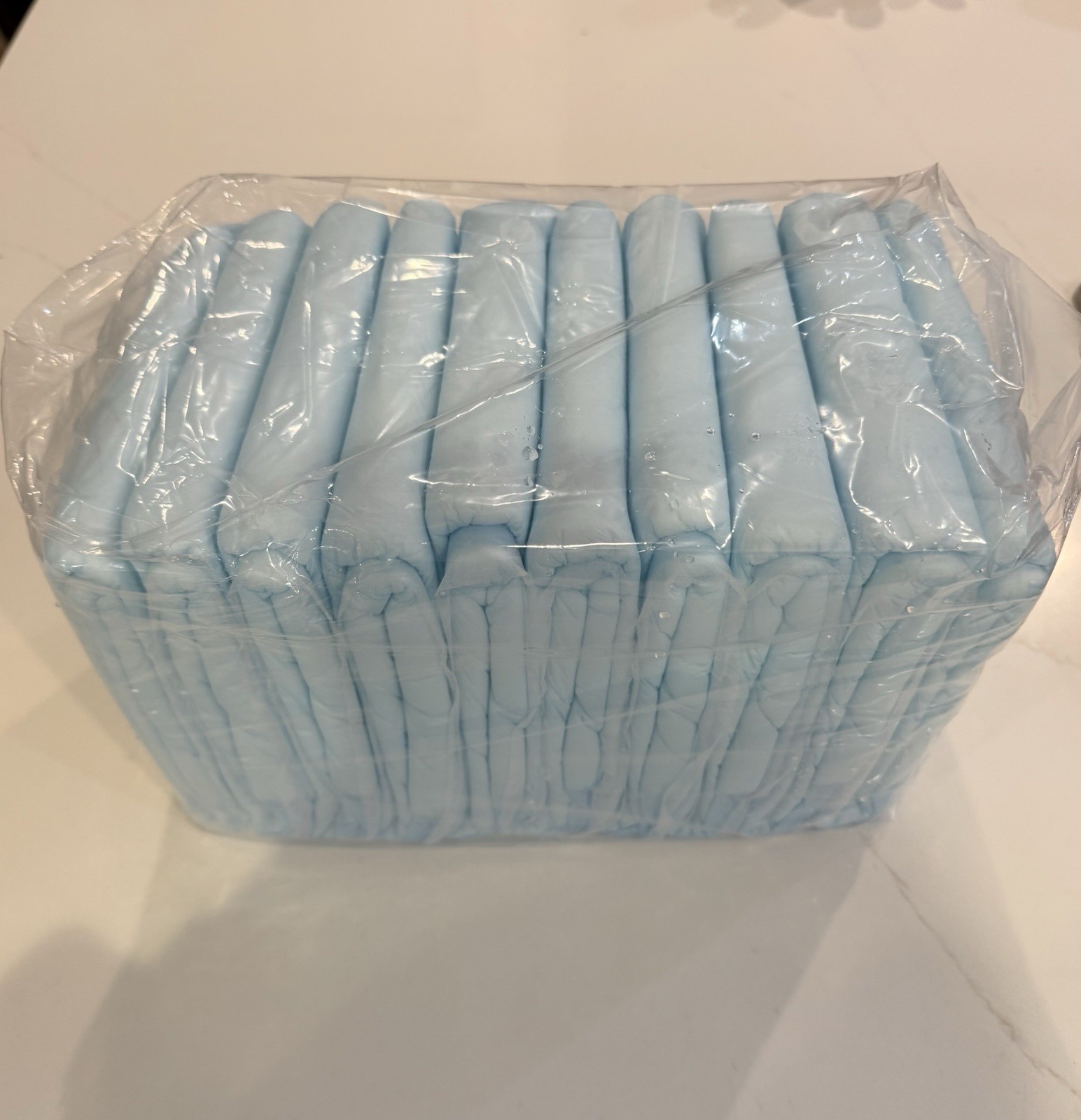 Disposable Waterproof Bed Pads 28 X 28 Inches