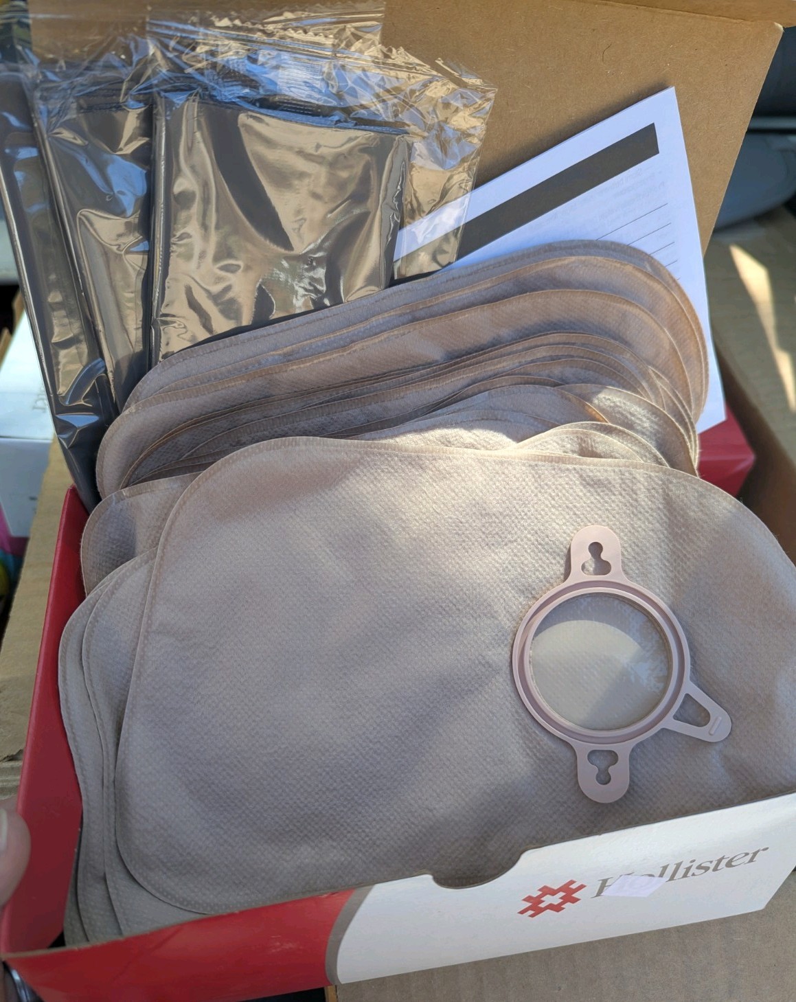 Hollister 2-piece Closed Ostomy Pouch Beige 1 3/4″ 44mm, 30 Per Box