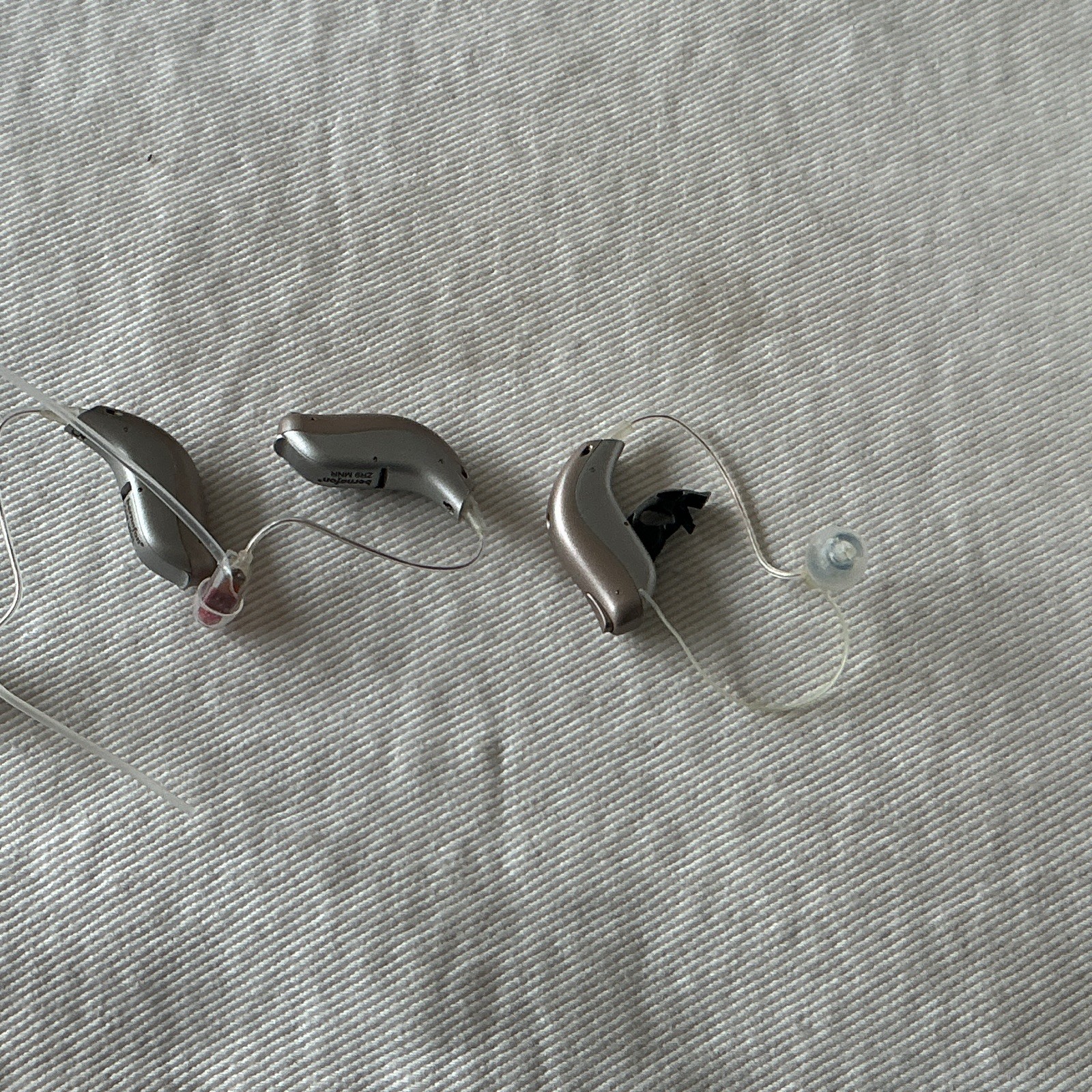 Bernafon Zerena miniRITE RIC Hearing Aids Set, Case, P312 Batteries, USB