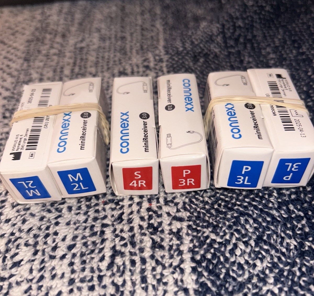 Connexx miniReceiver Hearing Aid Parts Blue Red Plastic Adult