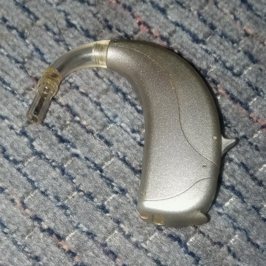 RIGHT Phonak Naida Q50-SP Behind the Ear (BTE) Hearing Aid Model Naida Q50-SP