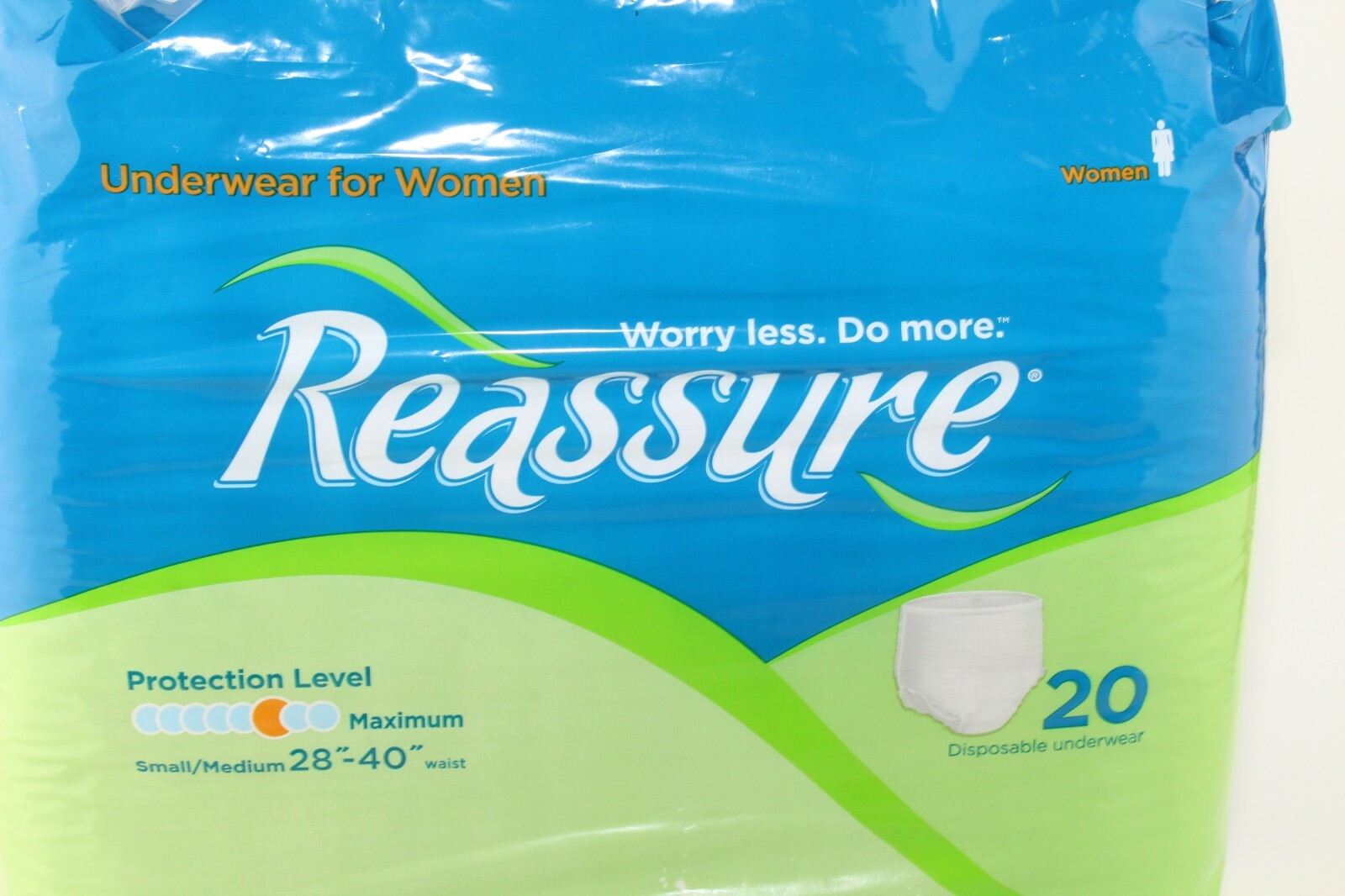 Reassure Small / Medium Disposable Underwear for Women 20 Count 28″ – 40″ Waist