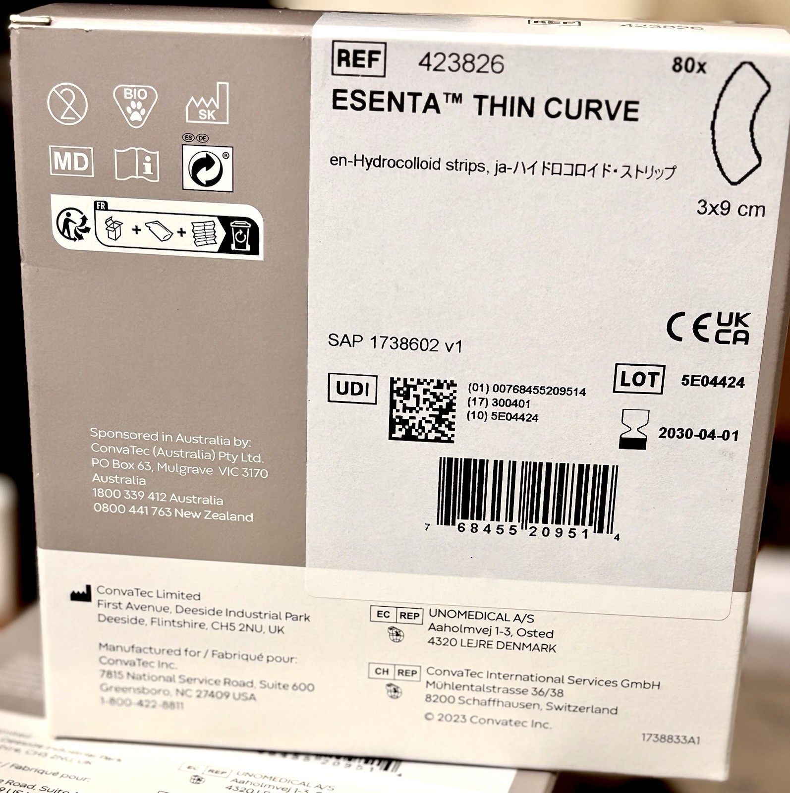 2 Sealed Boxes 160 Count Convatec 423826 Esenta Thin Curve Strips 3x9cm Exp 2030
