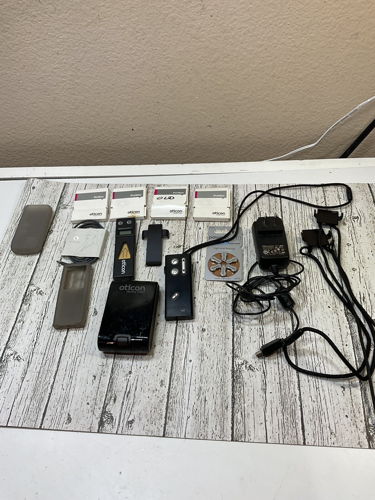 Oticon People First + Accessories