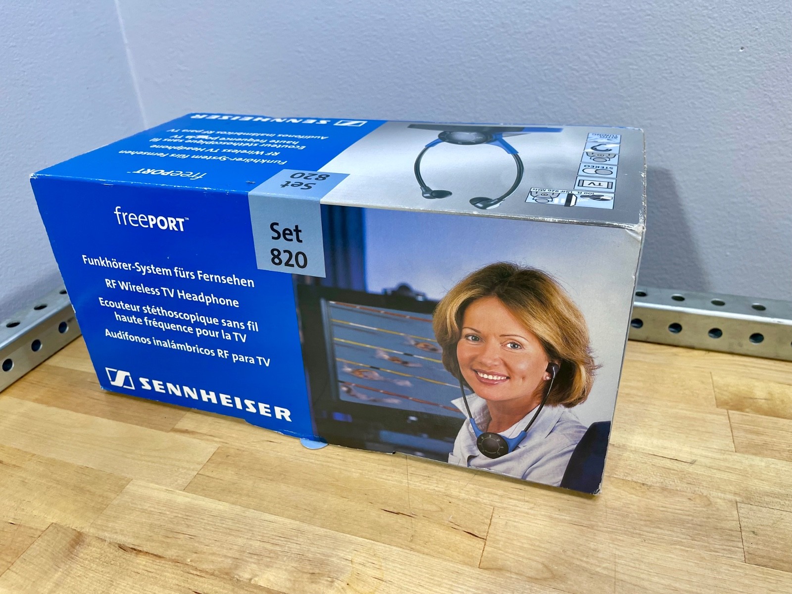 NEW Freeport Sennheiser 820 – Infrared TV Stereo Hearing Aid