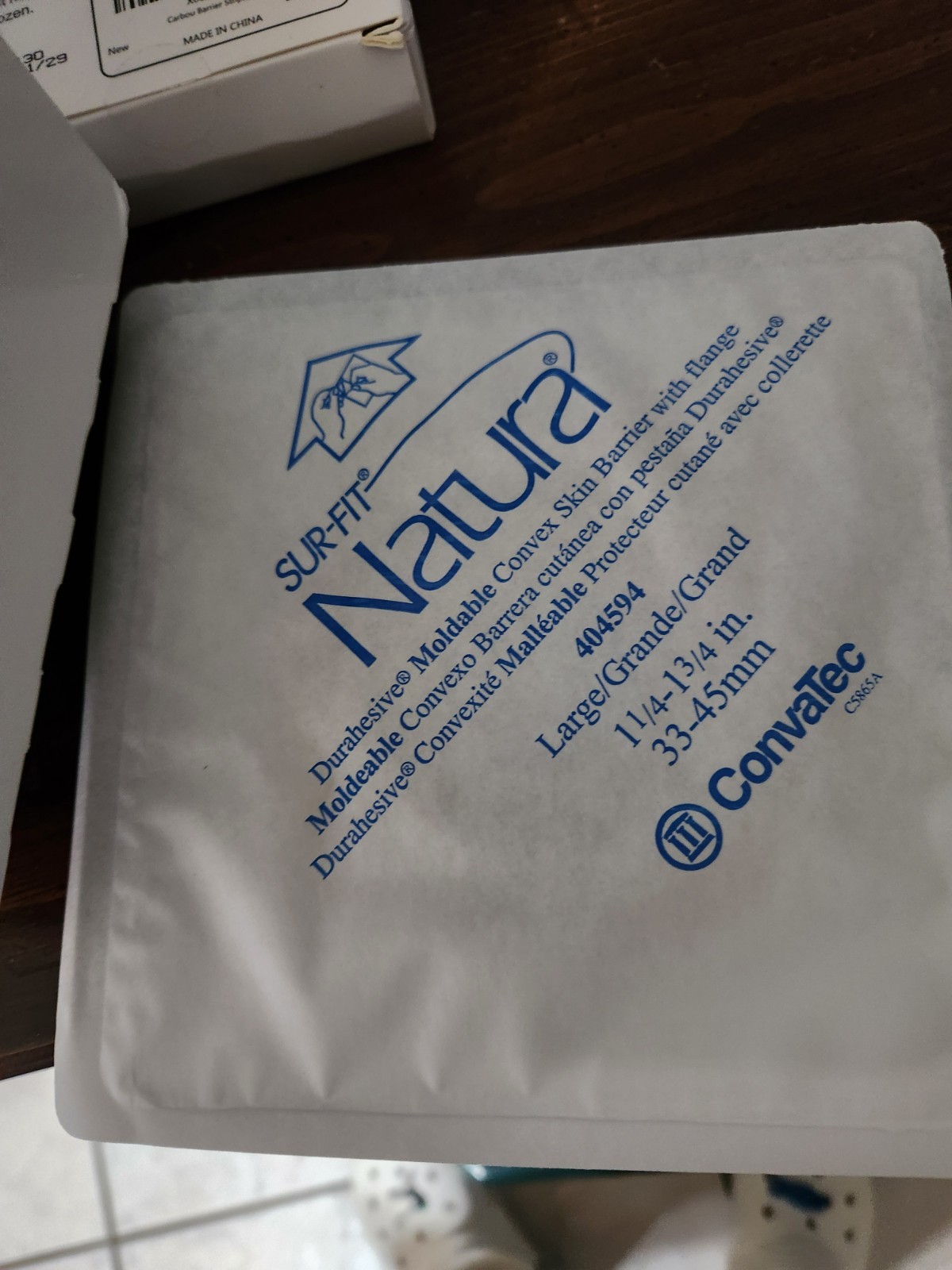 ConvaTec Natura Sur-Fit 2 1/4″ 57mm New Box of 10 Durahesive Skin Barrier 404594