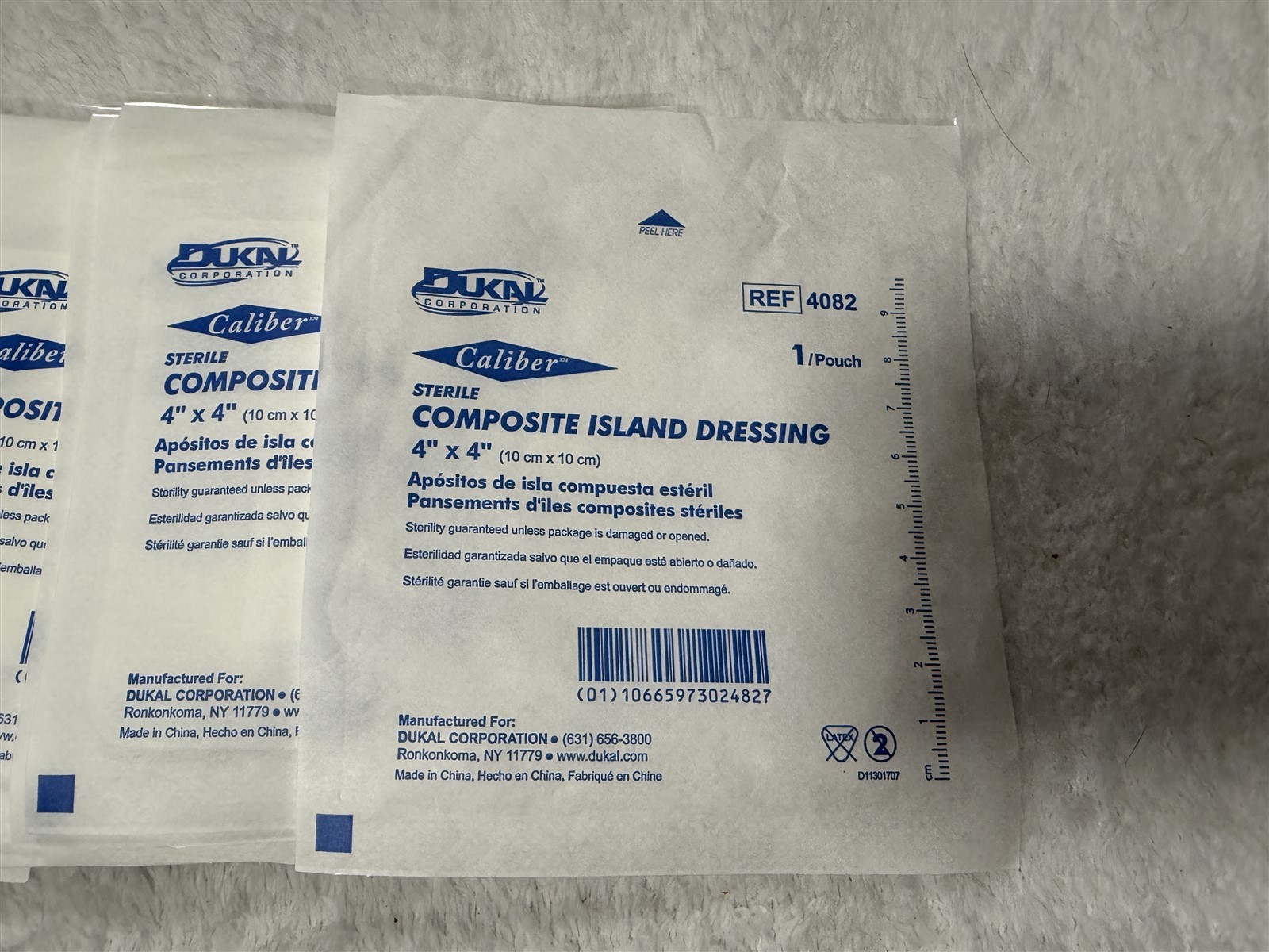 LOT OF 12 CALIBER STERILE COMPOSITE ISLAND DRESSING 4″x4″ REF 4082 DUKAL