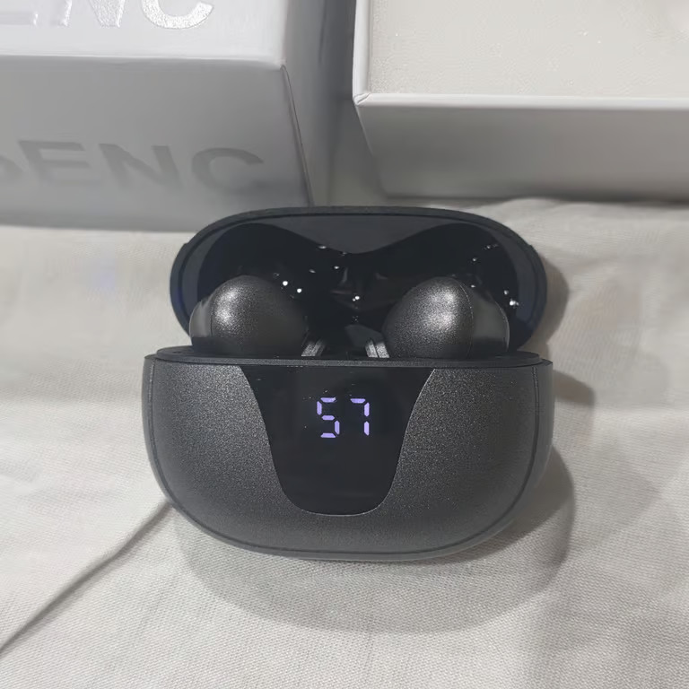Bluetooth Hearing Aids; Royal Hearing – New!