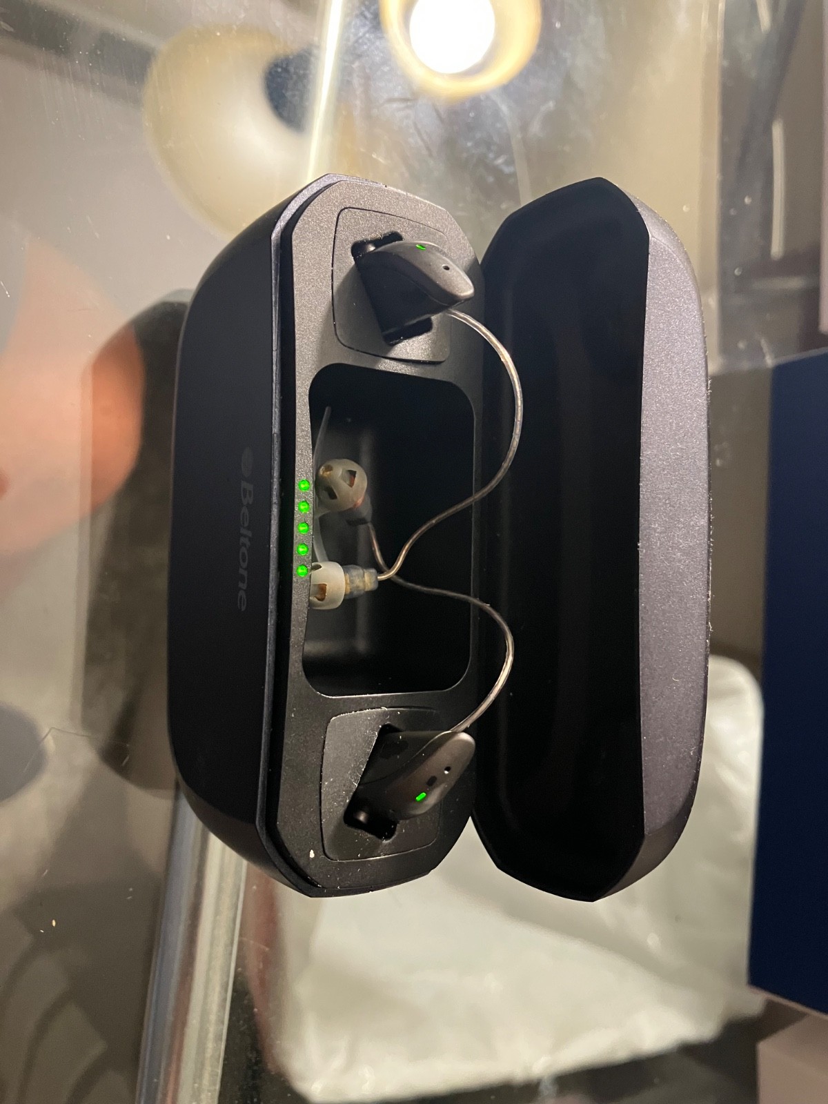 Beltone Hearing Aids Imagine DK-2750 Rechargable Used