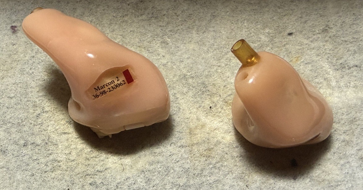 Marcon-I Lavide Hearing Aides Set Of 2 With Storage Pouch