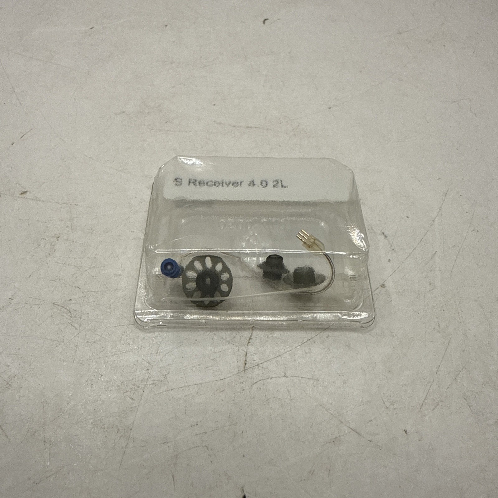 Phonak S Receiver 2L 4.0 Left Side Free Travel Hard Case With Domes 054-0781