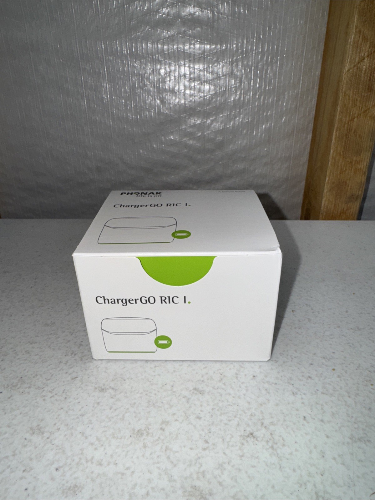Phonak Life Is On ChargerGo RIC Infinio. BRAND NEW – A Sonova Brand Hearing Aids