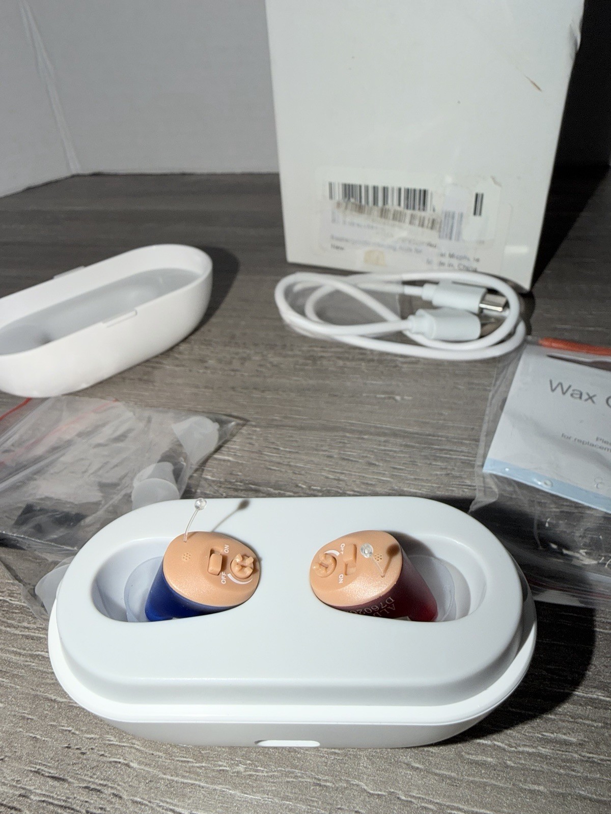 Rechargeable ITE Hearing Aids Pair w/ Charging Case, Cable, Wax Guards Blue/Red