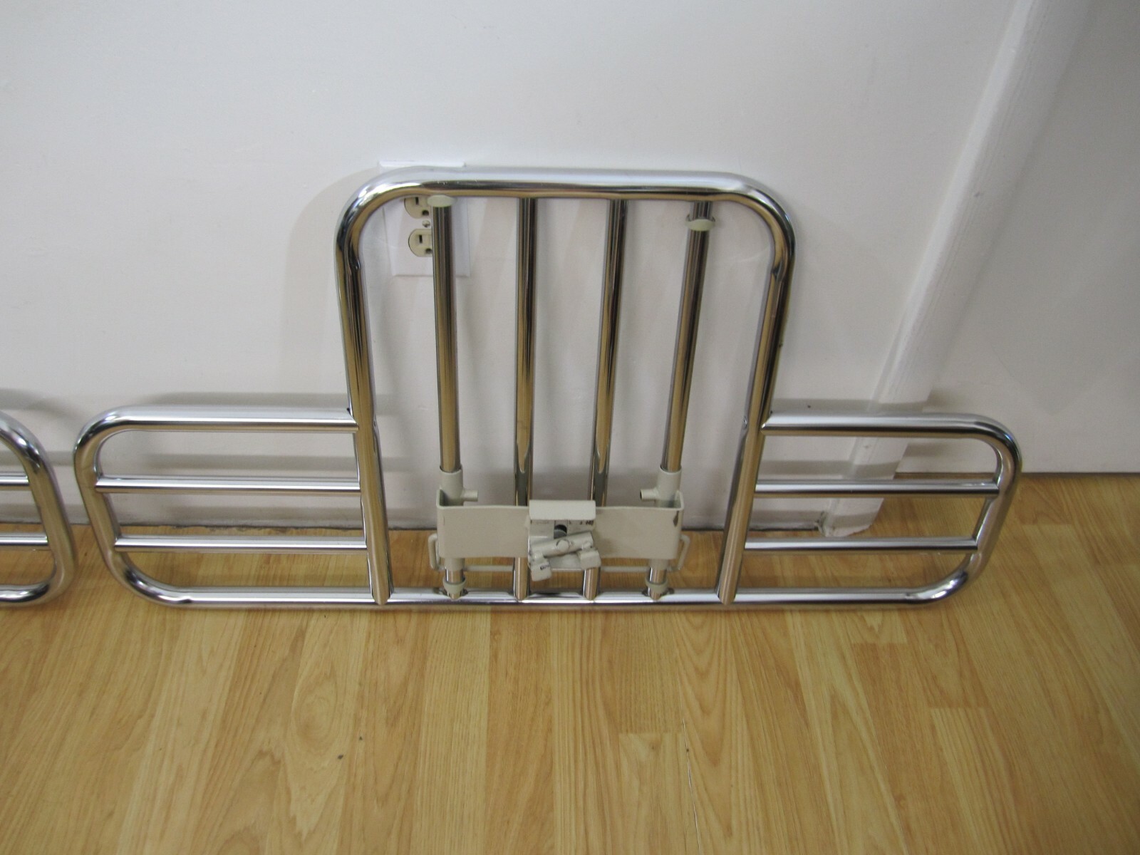 Invacare 1 Pair Half Length Side Bed Rails Chrome/Beige 6630 – used, clean