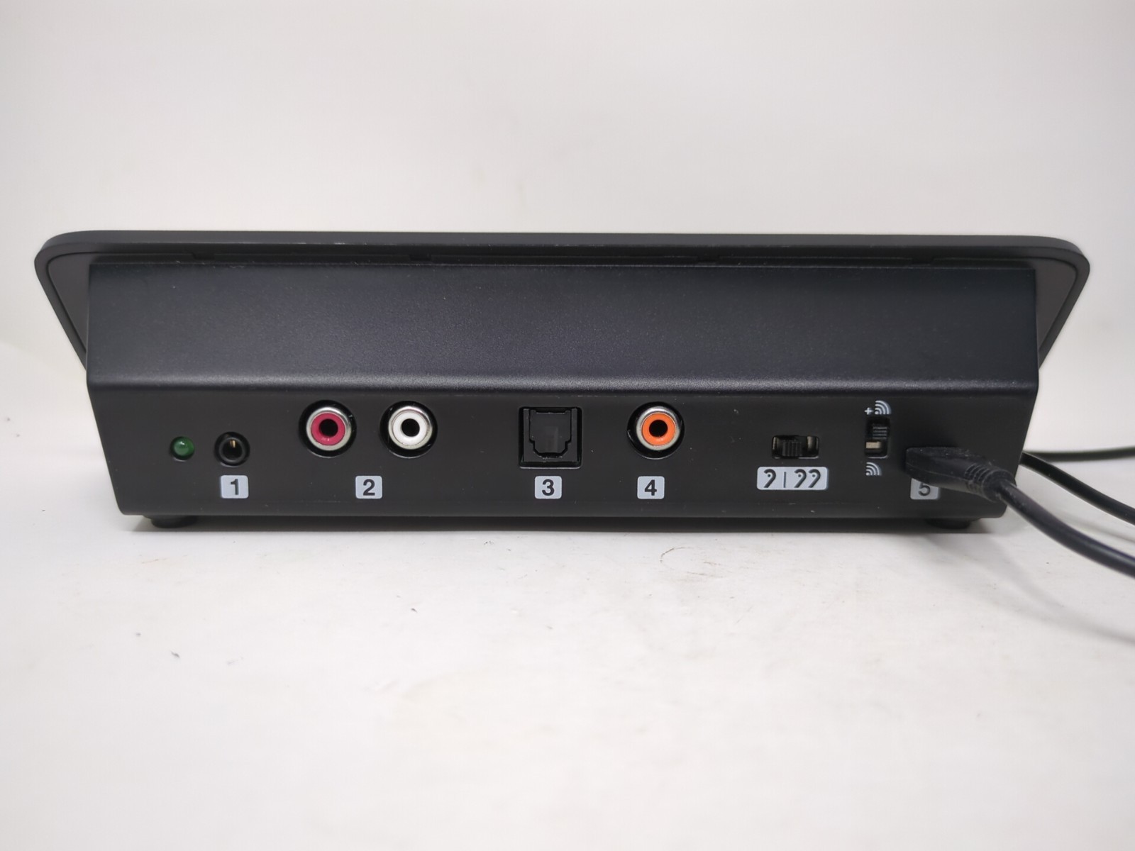 Paradigm Starkey SurfLink Media Model 210 Surf link Streamer – Powers On