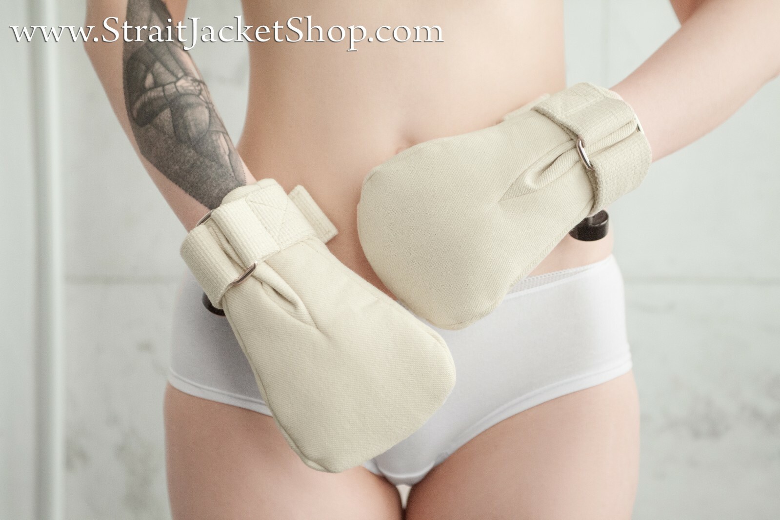 Medical Safety Mittens – Restraining soft padded mittens Segufix Locks or Buckle
