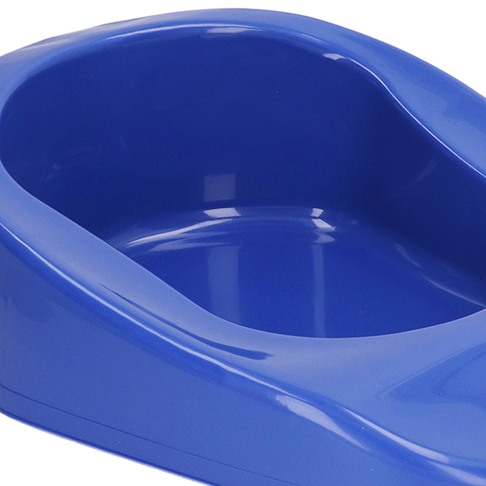 PP Bedpan Household Portable Smooth Elderly Patient Bed Pan With Lid Handle