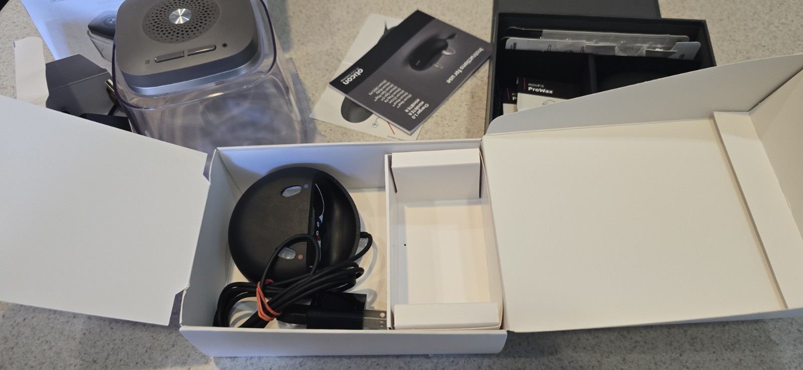 Oticon Real 2 MiniRite Hearing Aids with Charger + Flow Med Dry – Cap Uv 2.1