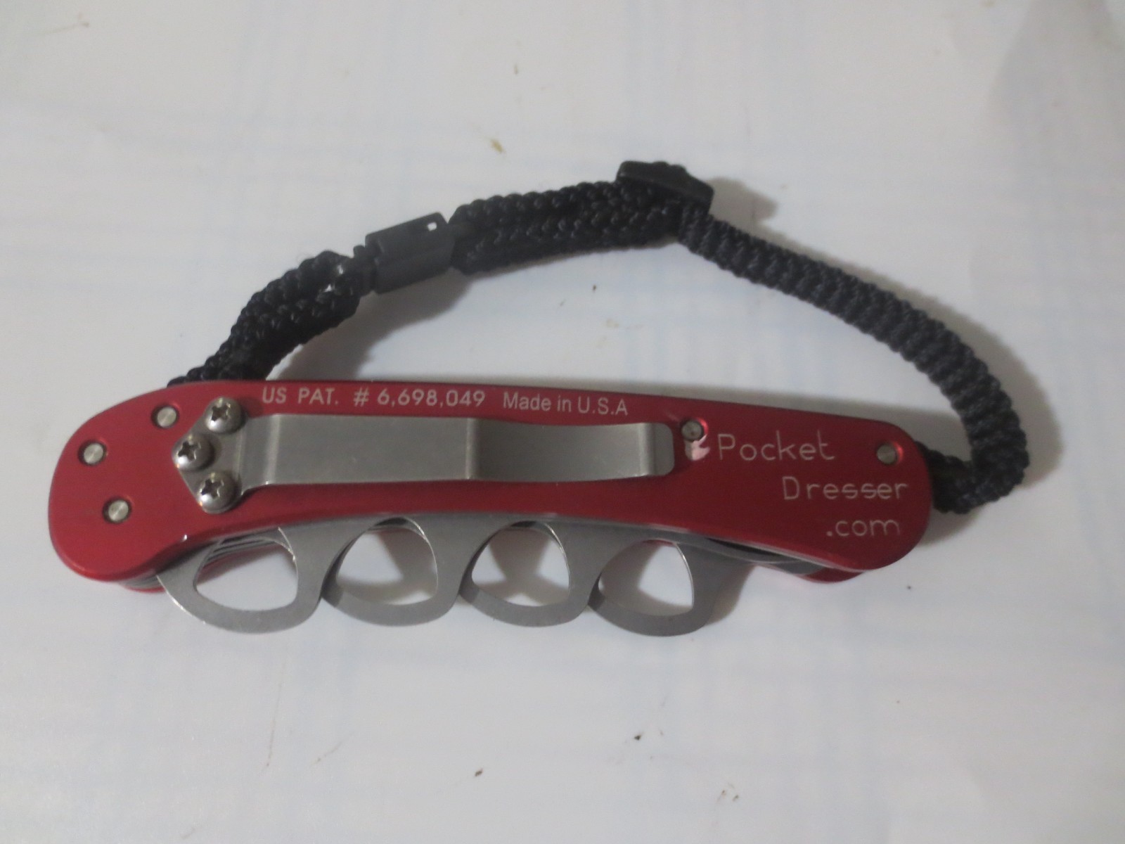 Metal Zipper Pull and Button Hook Pocket Dresser and Dressing Aid for Assistance