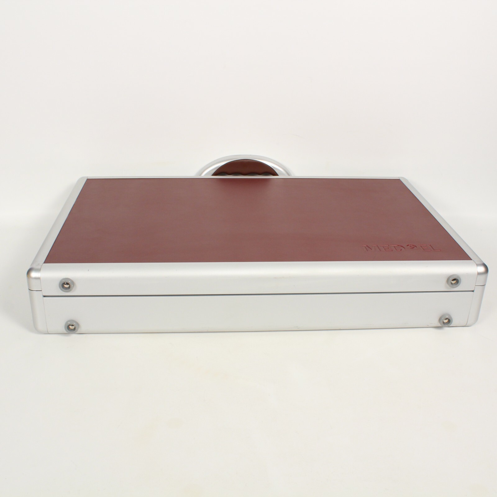 MED-EL COCHLEAR IMPLANT HARD BRIEFCASE W/LOCKS, KEY AND FOAM COMPARTMENT INSERT.