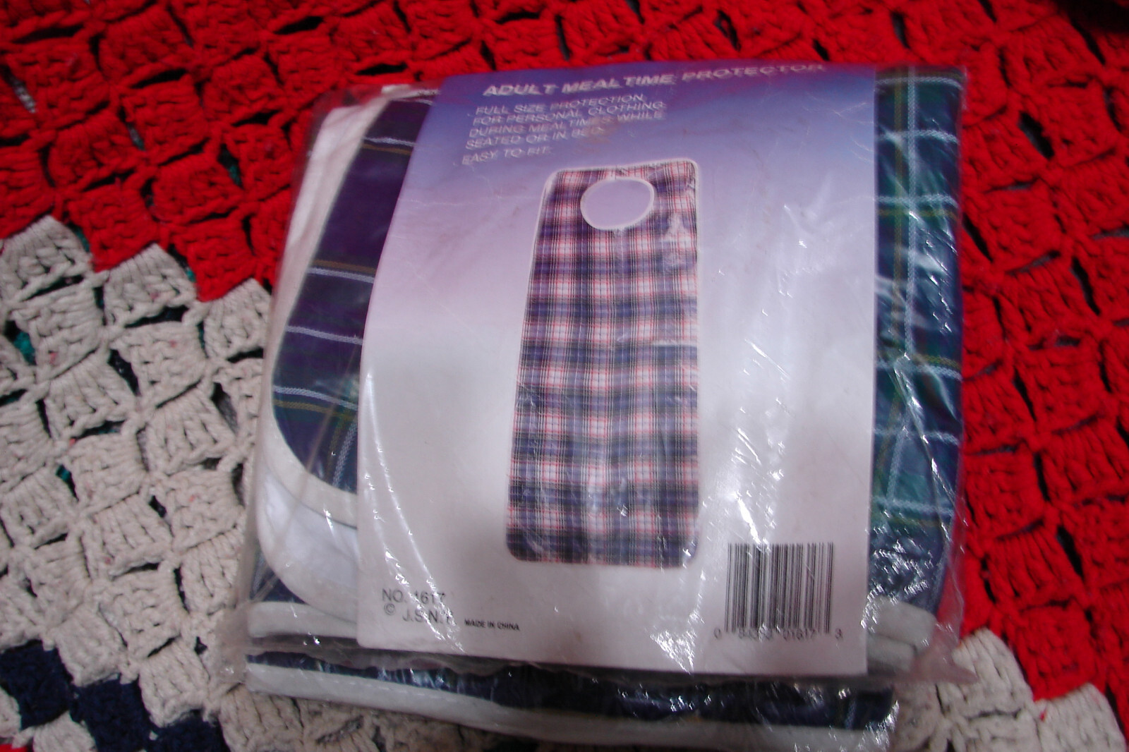 Adult Mealtime Protector,Machine Wash Full Size Bib,18″ wide X 35″ NEW UNUSED