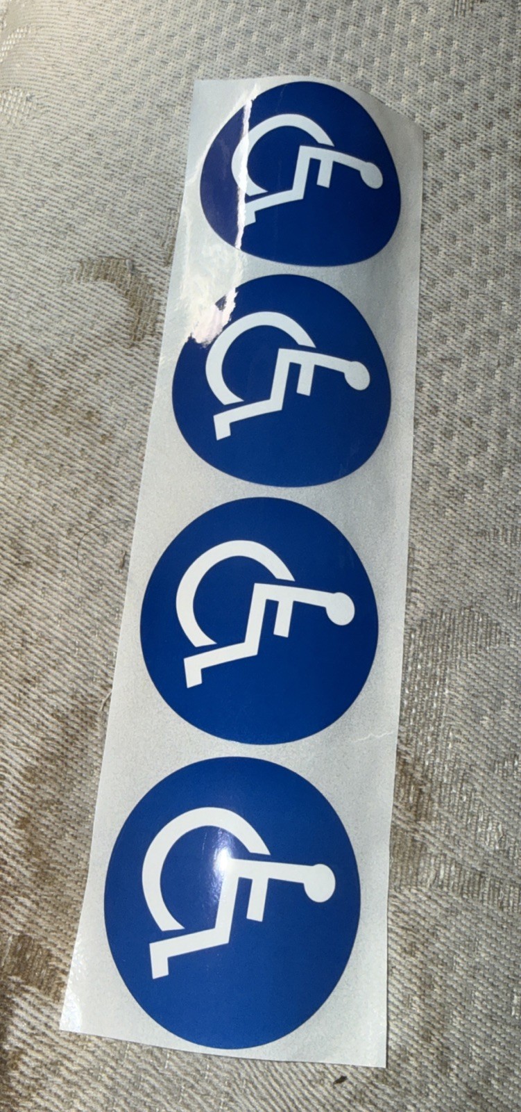 NOVELTY Hidden Disability .PLACARD & LANYARD + (10) – 2” STICKERS PLUS-BRACELET