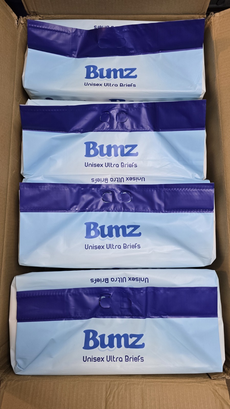 Bumz Adult Diapers Briefs nappy 4 Bag of 10 White Size Large case. ABDL