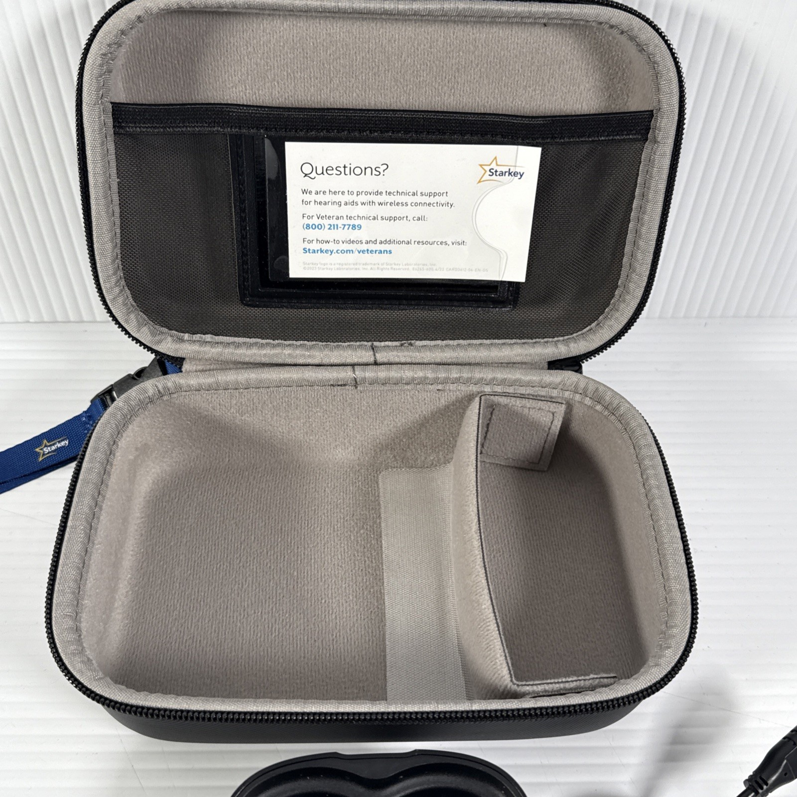 STARKEY GENESIS AI 24 ITC R Hearing Aids Pair & Charging Case Bluetooth