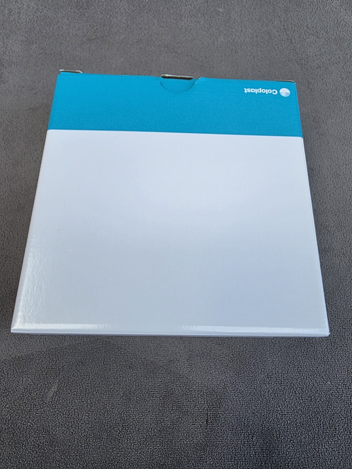 Coloplast SenSura Mio Convex Flip Ostomy Barrier 18500 Cut-to-Fit