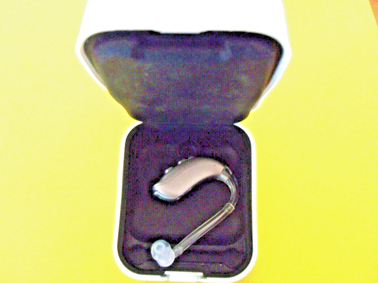 PAIR PROGRAMMABLE BEHIND THE EAR DIGITAL HEARING AID PROFOUND LOSS