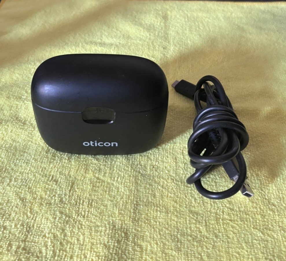 OTICON Minirite R Smart Charger Only (Model C-2A) w/ Charging Cable
