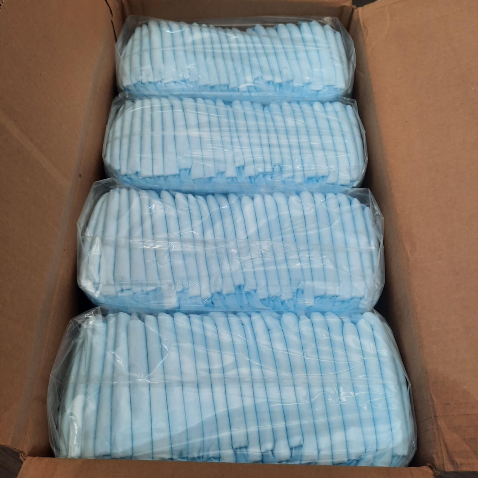 Covidien 7134 Maxicare Underpads, 23″x24″, Bulk Packaged 200 units