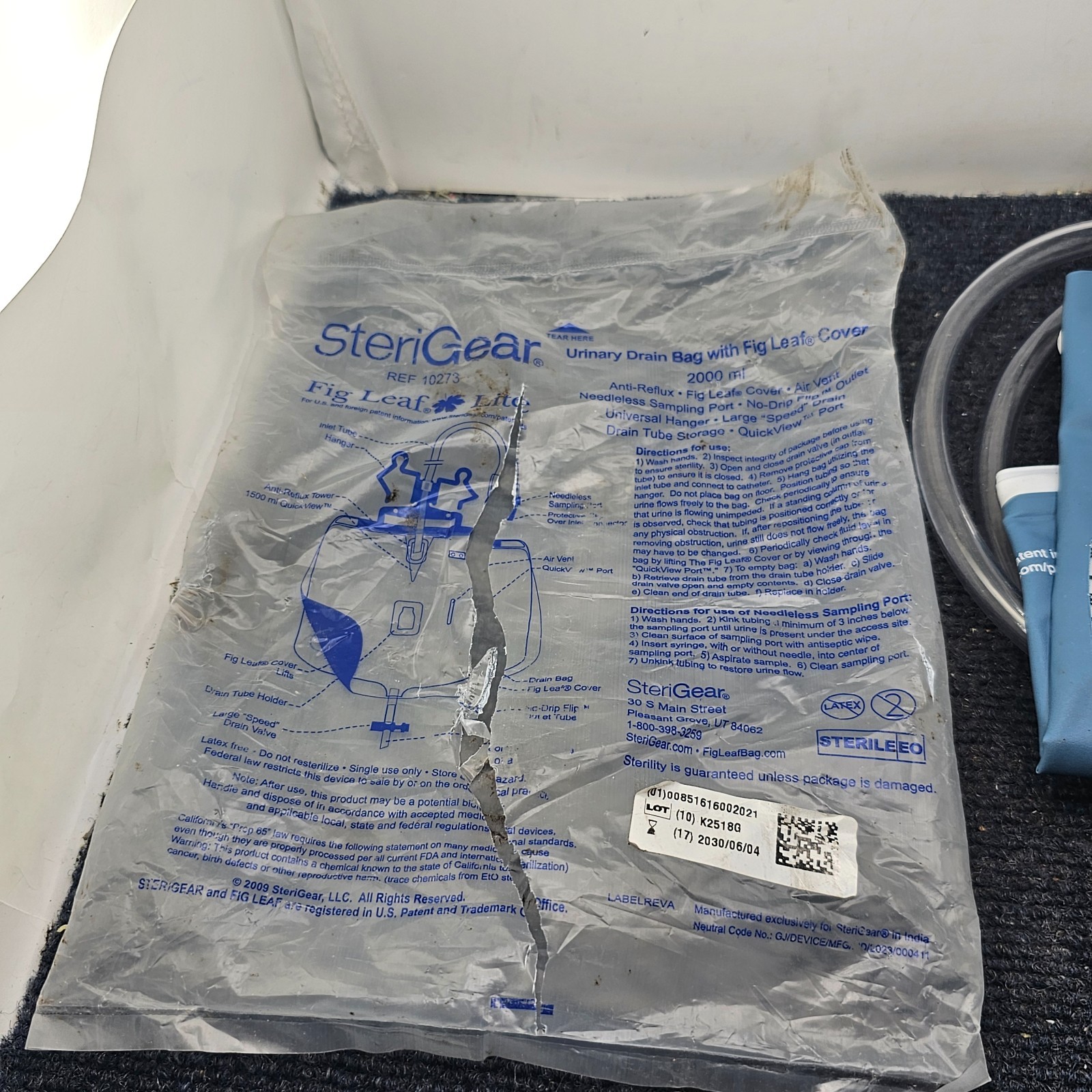 Sterigear 10273: The Fig Leaf, Urinary Drain Bag With Fig Leaf Cover 2000mL