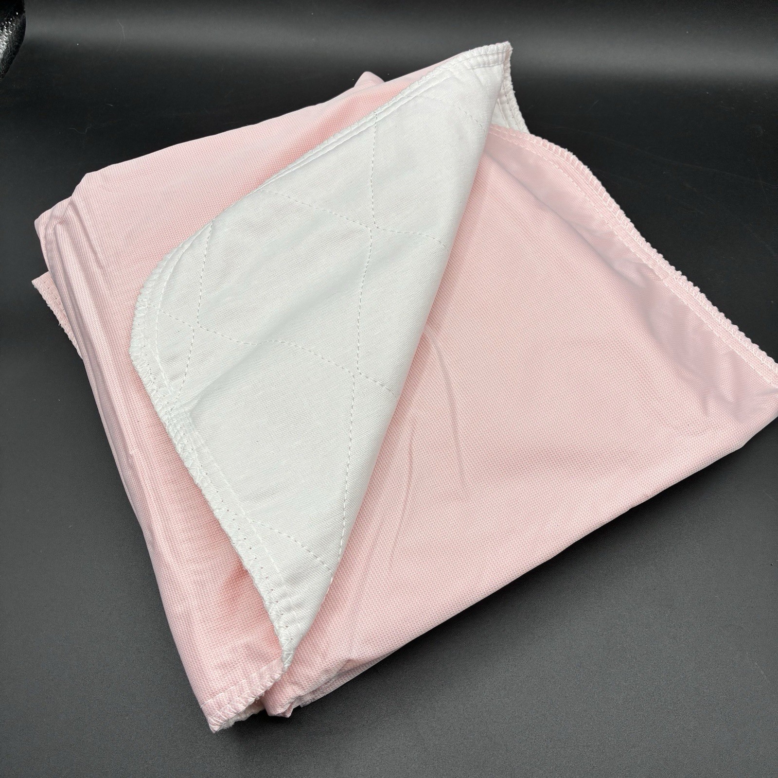 NEW BED PADS REUSABLE UNDERPAD 34×36 HOSPITAL GRADE INCONTINENCE WASHABLE pink