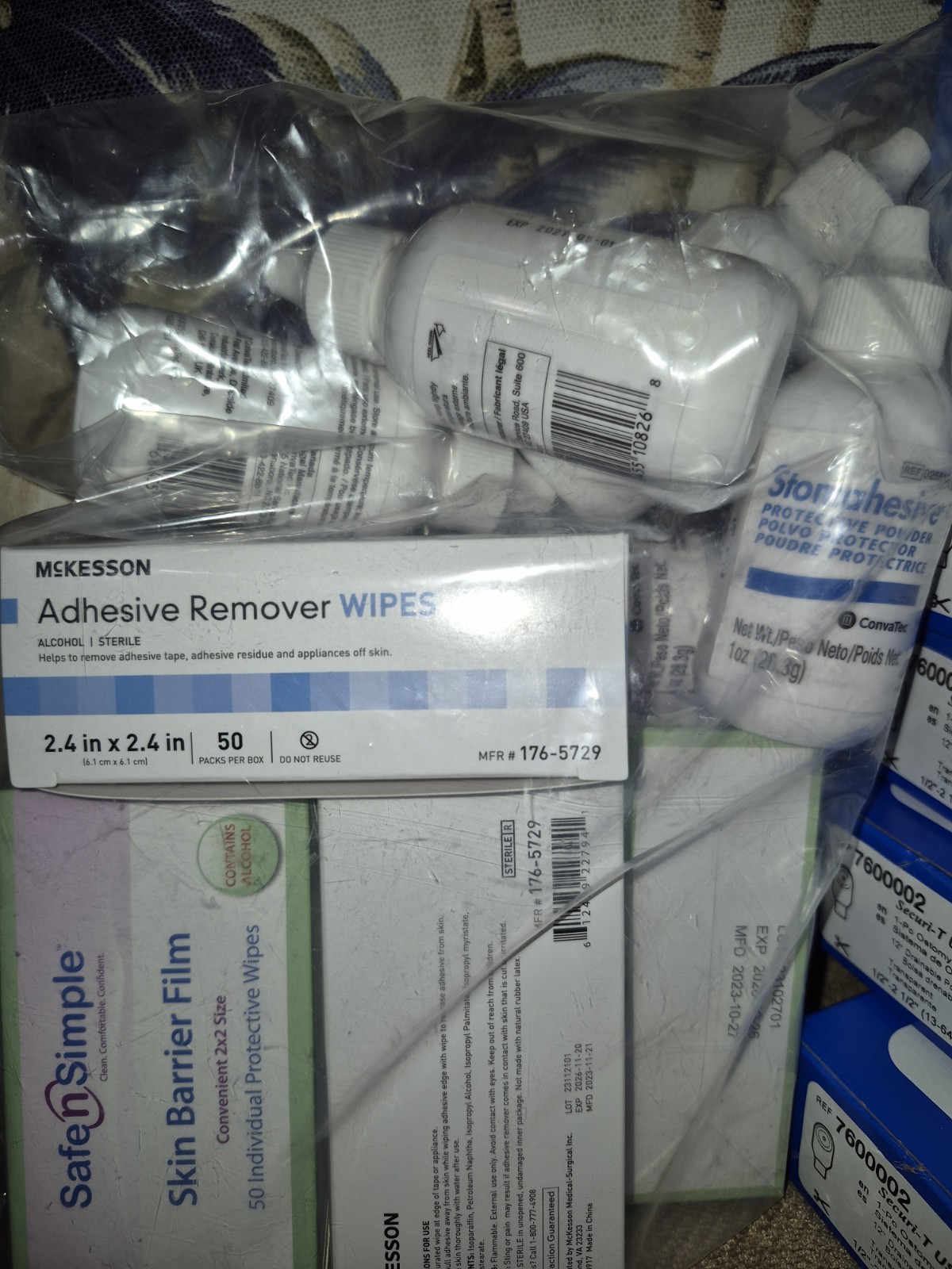 🔥New 7600002 Securi-T USA 90 Ostomy Pouches System Supplies Wipes Film Powder