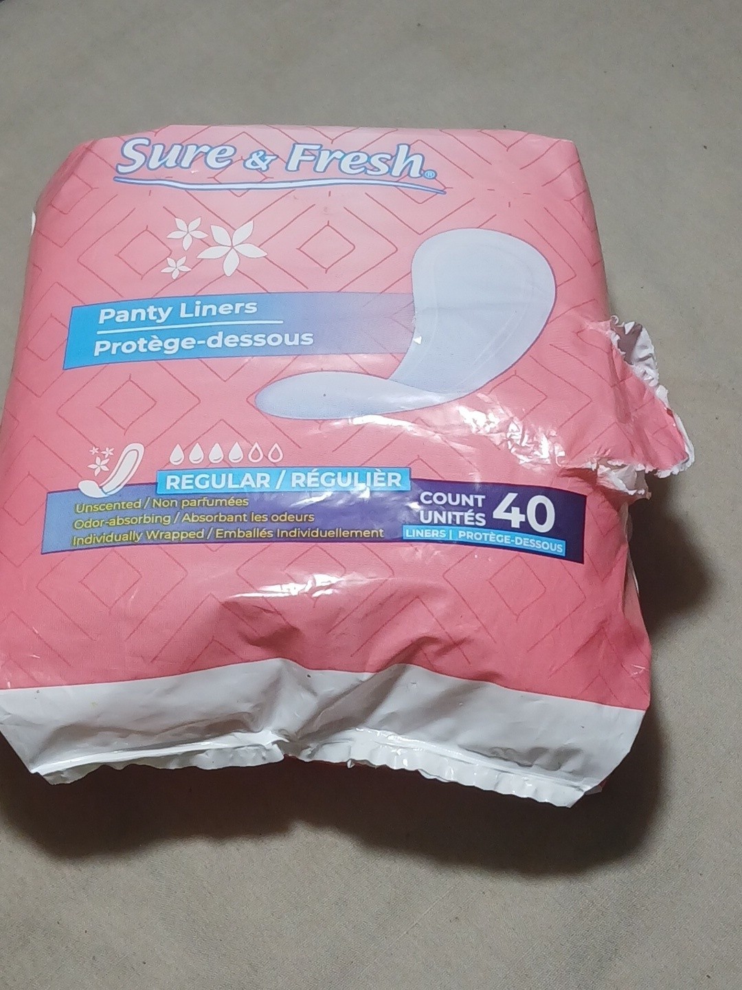 Sure & Fresh Panty Liners regular unscented odor-absorbing