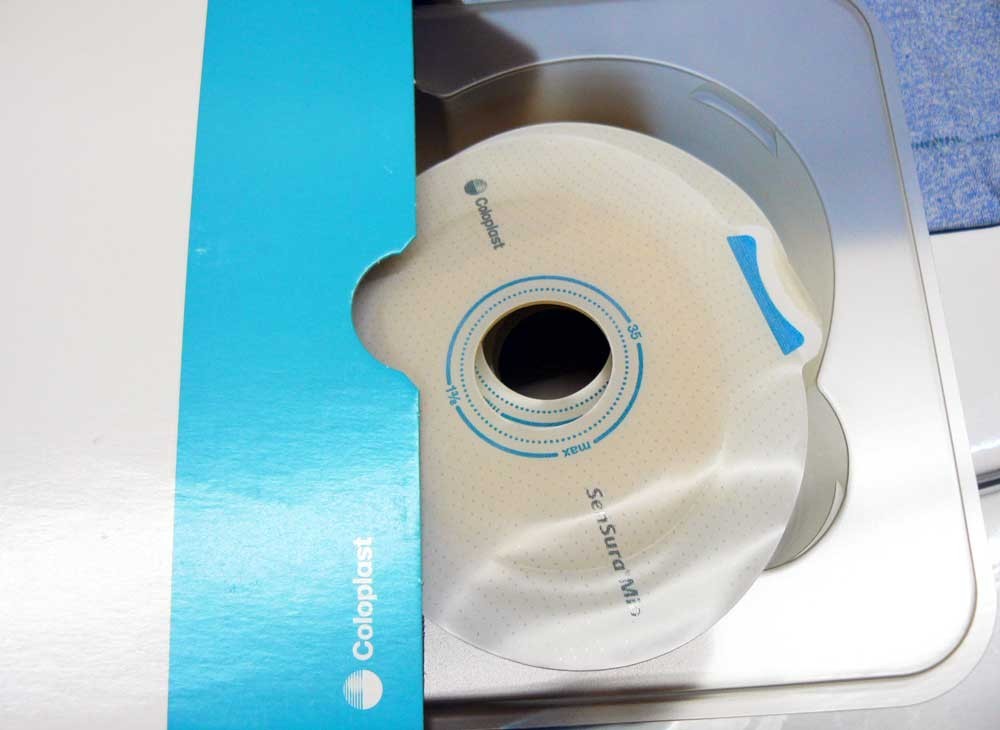 NIB 3 Boxes Coloplast 10504 SenSura® Mio Click Ostomy Barriers 15 Barriers Total