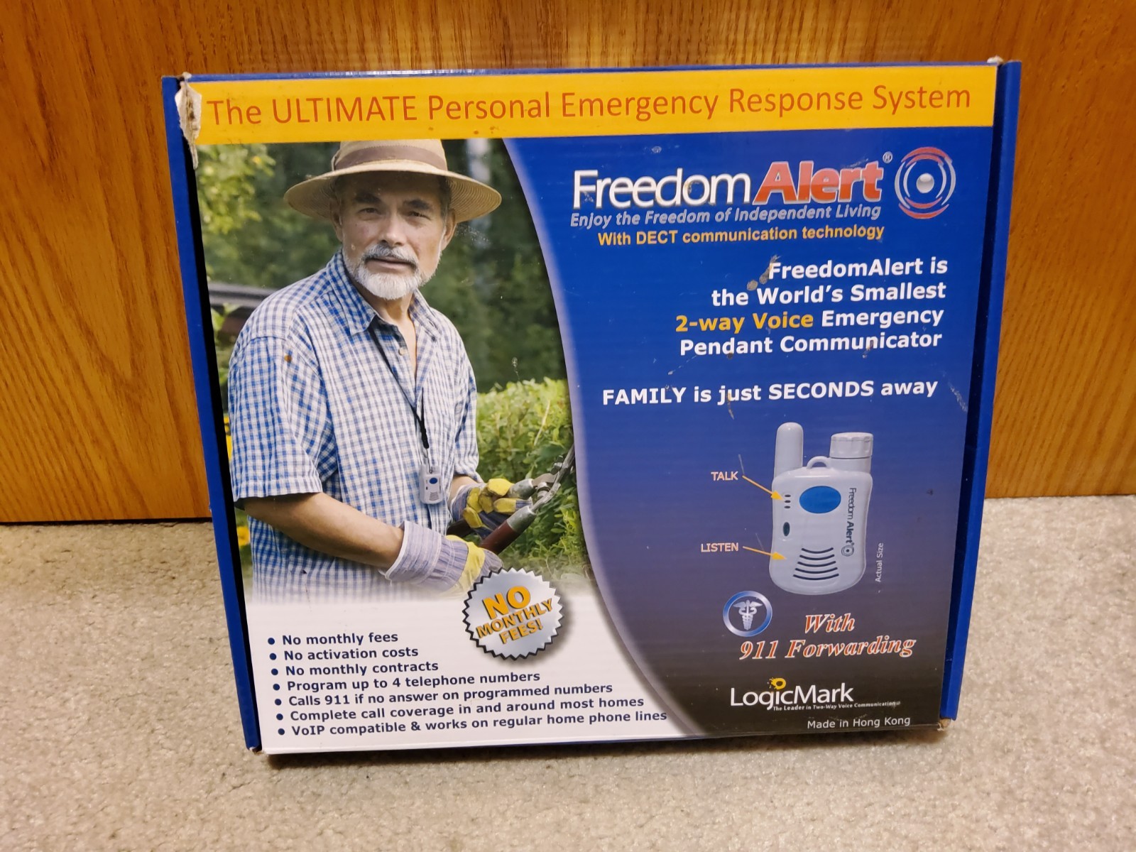 LogicMark Freedom Alert 35511 2-Way Voice Emergency Pendant Communicator EUC